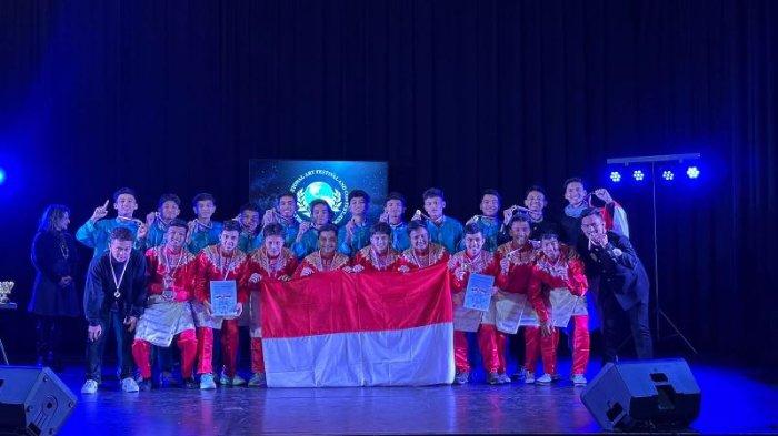 Sanggar Geuma Pasee Nanggroe (GPN), Madrasah Aliyah Dayah Ruhul Islam Anak Bangsa atau RIAB, Aceh Besar meraih juara Internasional dalam acara Grand Prix XXXIX. Tepatnya International Competition and Festival of Folklore, Dance and Music “Stars of Prague” 2023 Prague di Czech Republic atau Republik Ceko.