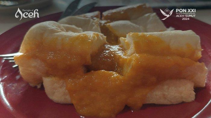 
Roti selai samahani yang dijual oleh salah satu warung usaha di Pasar Samahani, Aceh Besar. 
