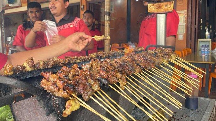 Sate Matang saat dibakar