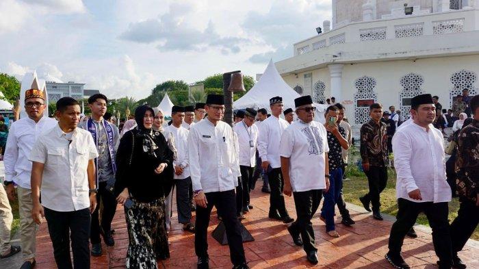 Pj Gubernur Santuni Anak Yatim di Aceh Ramadhan Festival, Total 406 Anak