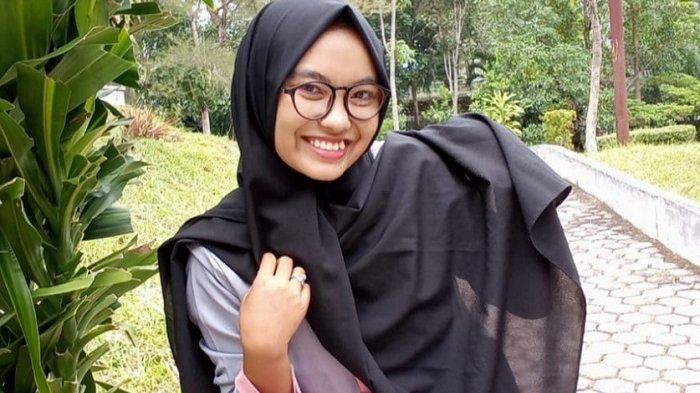 Rosnida Sari Gadis Aceh Singkil, 'Sudah Aktivis, Cantik Pula