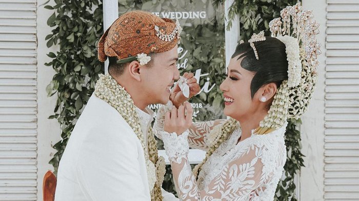 Arie Dwi Andhika dan Ardina Rasti