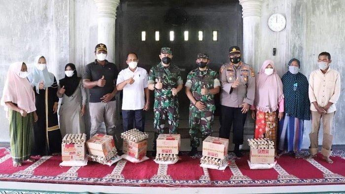 Kodim Pidie Salur Bantuan Masa Panik Bagi Korban Terdampak Luapan Waduk ...