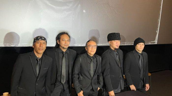 Dewa 19 dalam jumpa pers di CGV FX Sudirman, kawasan Jakarta Selatan, Kamis (13/10/2022).