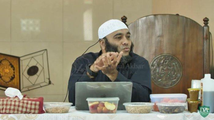 dr Zaidul Akbar, tokoh kesehatan islami yang dikenal lewat konsep Jurus Sehat Rasulullah (JSR.