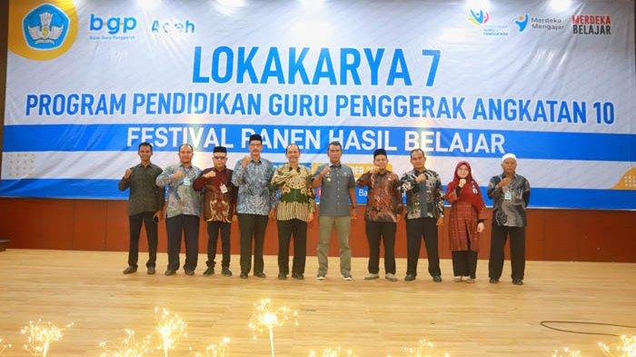 Dinas Pendidikan dan Kebudayaan (Disdikbud) Pidie menggelar lokakarya 7 festival panen program guru penggerak angkatan ke 10 di Gedung Pidie Convention Center (PCC) Sigli, Sabtu (26/10/2024) yang dibuka Pj Bupati setempat.