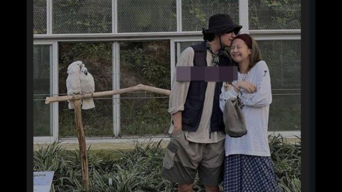 Foto yang diduga Jennie BLACKPINK dan V BTS di Pulau Jeju.