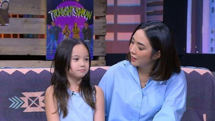Gempi dan Gisel saat menjadi tamu dalam acara Tonight Show.