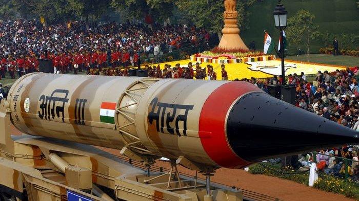 Bikin Penasaran, Mengapa Negara Barat Boleh Punya Senjata Nuklir dan ...