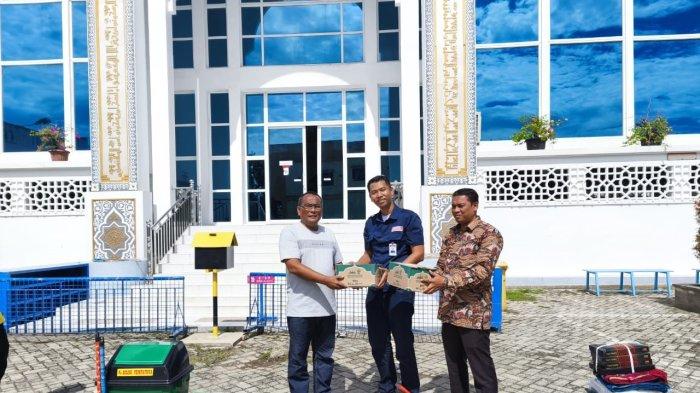 Indomaret dan Unilever Indonesia Lakukan Bersih-Bersih Masjid dalam Rangkaian Gerakan Masjid Bersih 2025