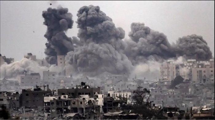 Serangan bertubi-tubi ditembakan militer Israel pasca Perdana Menteri (PM) Benyamin Netanyahu mengusir paksa 1,2 juta warga Palestina.