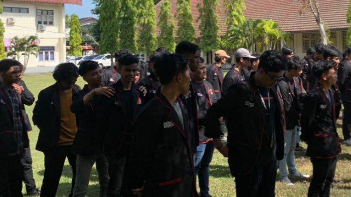 127 mahasiswa tersebut akan melakukan KKN di enam desa di Kecamatan Delima, Kabupaten Pidie; Geudong, Daboh, Sagoe, Ceurih Kupula, Dayah Beuah, dan Ulee Tutu Raya.