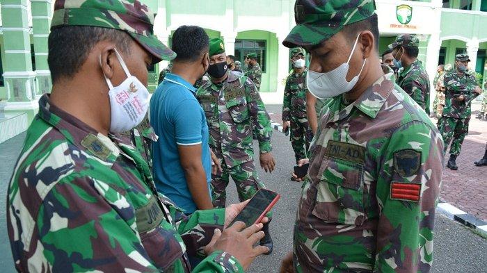 Dandim Ancam Tindak Tegas Anggota TNI Main Judi Online, Periksa Aplikasi  Higgs Domino di HP Personel - Serambinews.com