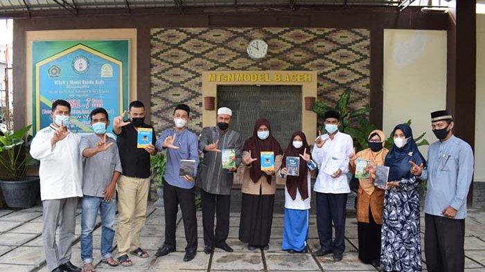 MTsN Model Banda Aceh Terbitkan 4 Buku Hasil Karya Siswa - Serambinews.com