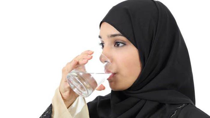 Minum Air