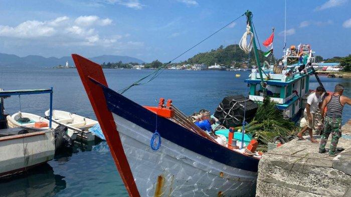 Nelayan Sulit Melaut