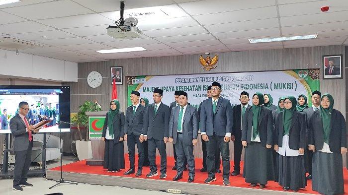 Ketua Umum PP Mukisi, dr Masyhudi AM MKes melantik pengurus Mukisi Aceh masa khidmat 2024-2029 di aula lantai III Rumah Sakit Jiwa Aceh, pada Sabtu (14/12/2024).