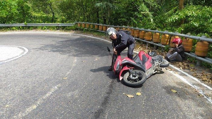 Minyak Tumpah di Pendakian Jambo Hatta, Musibah Bagi Pengguna Jalan
