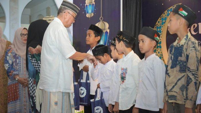Dirut Pupuk Indonesia, PT PIM Santuni Ratusan Anak Yatim