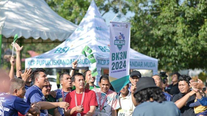 PT Pupuk Iskandar Muda (PIM) Memeriahkan perayaan Bulan Keselamatan dan Kesehatan Kerja Nasional (BK3N) Tahun 2024, di Komplek Perumahan Perusahaan, Kecamatan Dewantara, Aceh Utara, Minggu (15/01/2023).