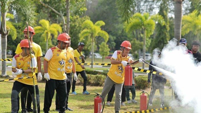 PT Pupuk Iskandar Muda (PIM) Memeriahkan perayaan Bulan Keselamatan dan Kesehatan Kerja Nasional (BK3N) Tahun 2024, di Komplek Perumahan Perusahaan, Kecamatan Dewantara, Aceh Utara, Minggu (15/01/2023