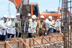 Menteri Kelautan dan Perikanan (KKP) Sakti Wahyu Trenggono meresmikan atau groundbreaking Pelabuhan Perikanan Sentra Kelautan dan Perikanan Terpadu (SKPT) di Gampong Ie Meulee, Kota Sabang, Senin (26/8)