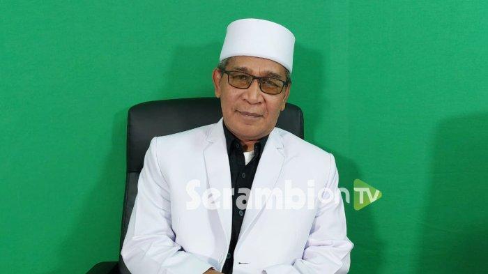 Tu Sop adalah Pimpinan Dayah Babussalam Al-Aziziyah Jeunieb Kabupaten Bireuen