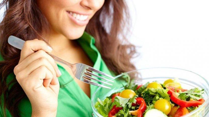 Sedang Diet? Ini 10 Rekomendasi Makanan Rendah Kalori yang Mengenyangkan, Kontrol Berat Badan