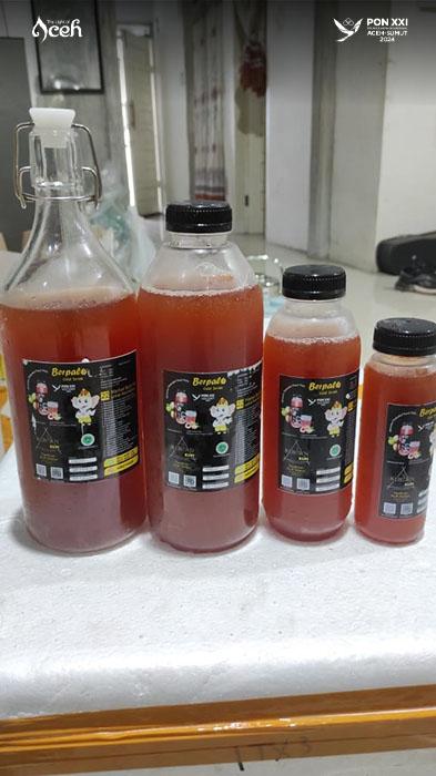 BerPala, minuman berkhasiat hasil fermentasi buah pala dipamerkan di Expo PON XXI Aceh-Sumut 2024 di Lapangan Blang Padang, Kota Banda Aceh.