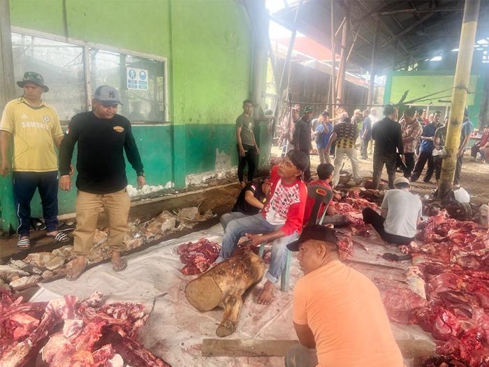 Gampong Lueng Bata Sembelih 30 Sapi dan 20 Ekor Kambing Kurban