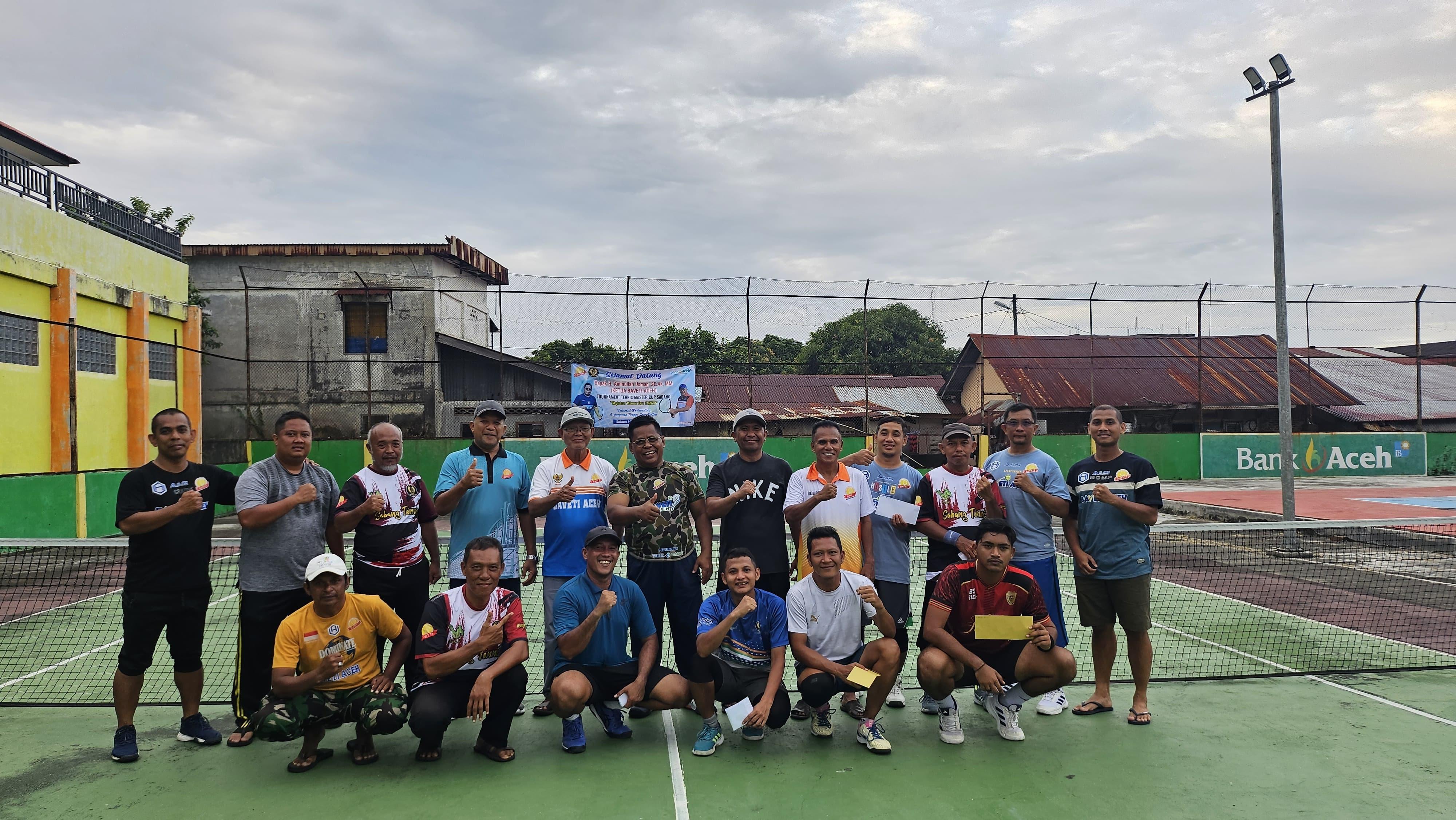 turnamen tenis Master Cup Sabang Bertanding di Lapangan Pemko Sabang, Sabtu (1/2/2025),