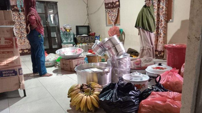 TRADISI MALUKU: Barang dunia yang telah masuk di rumah hunian pengantin