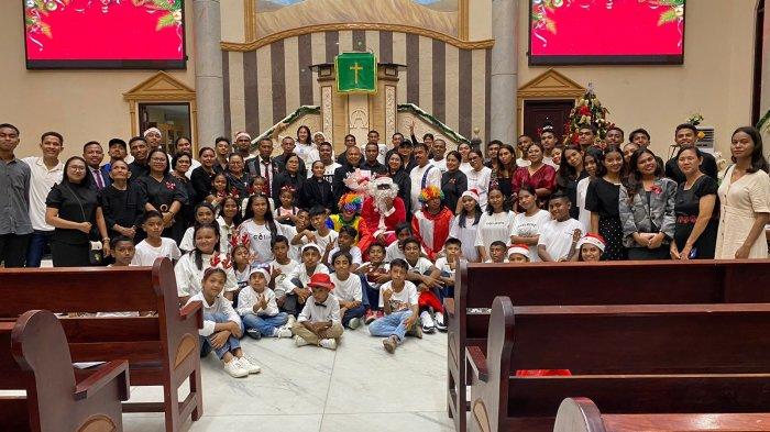 Jemaat Gereja Protestan Maluku (GPM) Galala-Hative Kecil (Gatik) Klasis Pulau Ambon Timur, mencanangkan Minggu Adventus atau masa persiapan menyambut Natal, Sabtu (30/11/2024) malam.