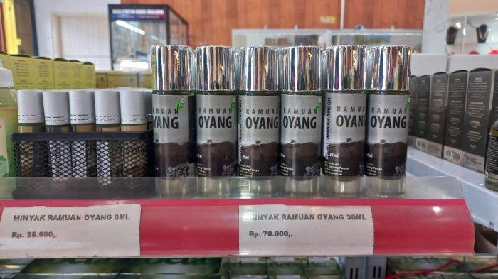 Minyak Oyang dijual di The Ambon Manise Shop