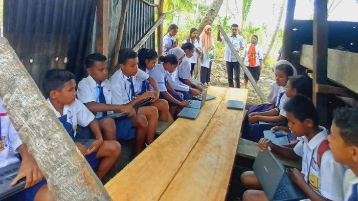 ANBK siswa SMP Negeri Satu Atap Mun Kei Besar di Rumah Kebun milik warga