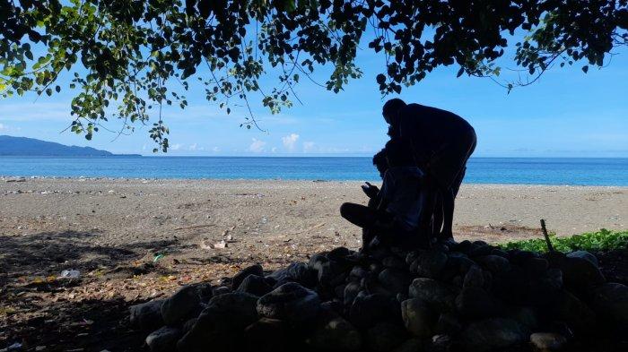 Warga Bulutellue Sinjai harus jalan kaki cari sinyal, Kominfo minta desa ajukan pengadaan Starlink