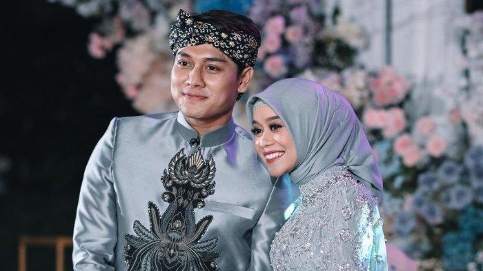 Rizky Billar dan Lesti Kejora.