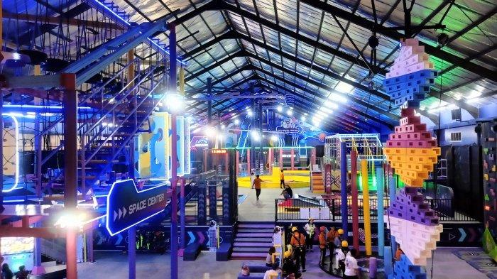 Suasana taman petualangan AeroXSpace pada hari ini yang resmi dibuka untuk umum.