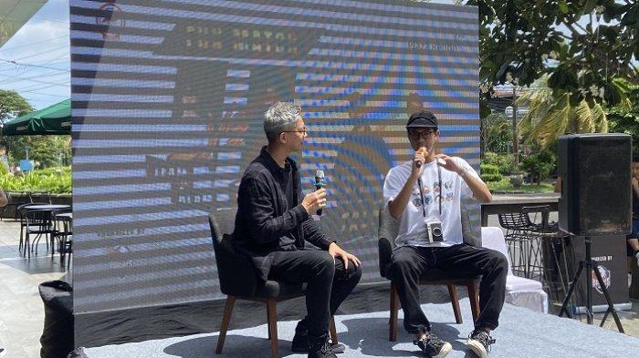 Anak Calon Presiden (Capres) nomor urut 3, Alam Ganjar ikuti Fun Match dan Talk Show bersama Youtuber Yudist Ardhana di Plaza Renon Denpasar pada Minggu 17 Desember 2023
