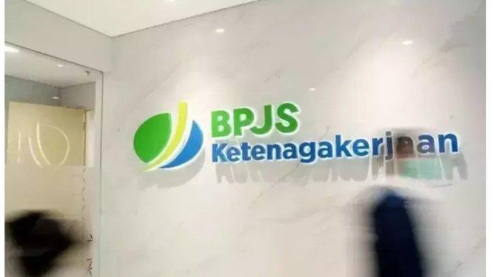 Ilustrasi - Peserta yang meninggal dunia karena kecelakaan kerja, maka ahli waris berhak mendapatkan santunan sebesar 48 kali upah terakhir yang dilaporkan.

Sedangkan jika meninggal dunia bukan karena kecelakaan kerja, maka santunan yang akan diterima adalah sebesar Rp42 juta. 
