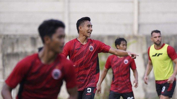 Bek Rizky Ridho telah bergabung latihan bersama rekannya di Persija Jakarta, Selasa, 2 Juli 2024
