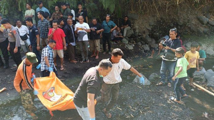 Seorang bocah asal Segera Katon, Kelurahan Karangasem, digegerkan dengan temuan jenazah yang belum diketahui identitas, 13 Agustus 2023.
