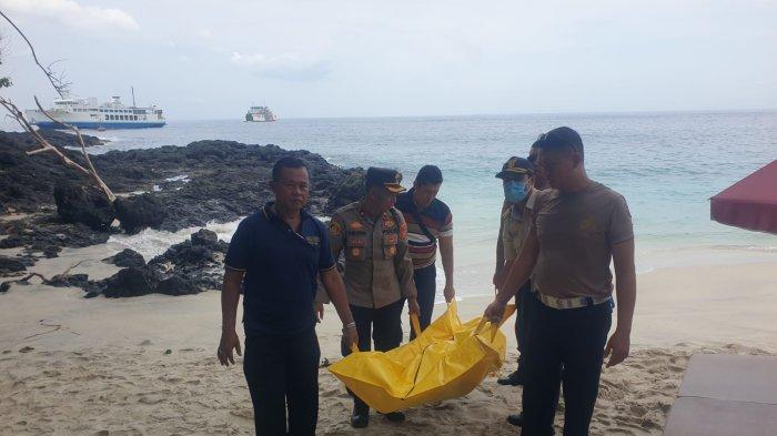 Evakuasi Evgeni (37), warga negara asing asal Rusia, menghembuskan napas terakhir saat melakukan snorkeling.