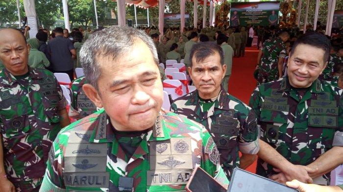 BERI KETERANGAN - Kepala Staf Angkatan Darat Jenderal TNI Maruli Simanjuntak di Makorem 163/Wira Satya Denpasar, Bali, pada Sabtu 8 Februari 2025. 