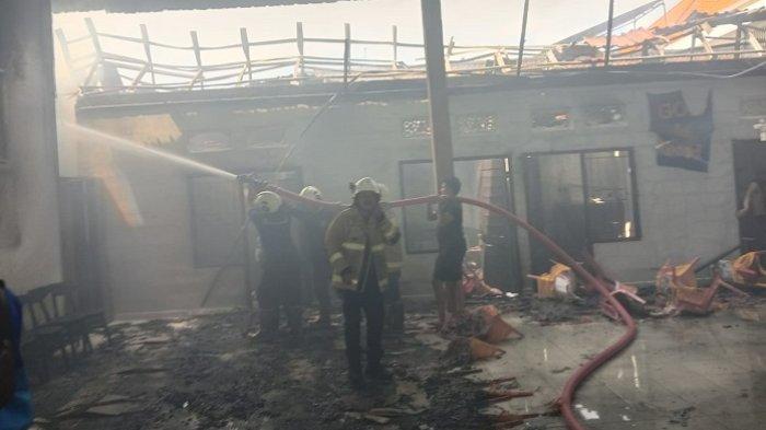 Susana Panti Asuhan Wisma Anak Harapan di banjar Untal-untal, Dalung, Kuta Utara yang terbakar Sabtu kemarin.