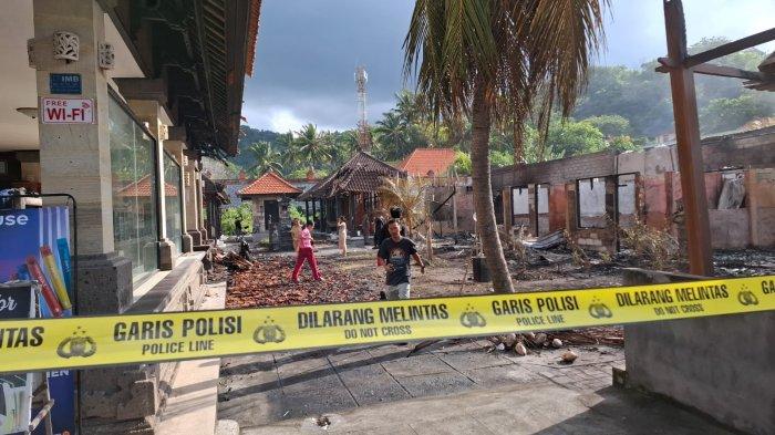Kebakaran menghanguskan beberapa hotel dan restaurant di Desa Padangbai, Kecamatan Manggis, Kabupaten Karangasem, Minggu 21 Juli 2024 - BREAKING NEWS: Hotel dan Restaurant Terbakar di Padangbai Bali, 20 Bangunan Hangus