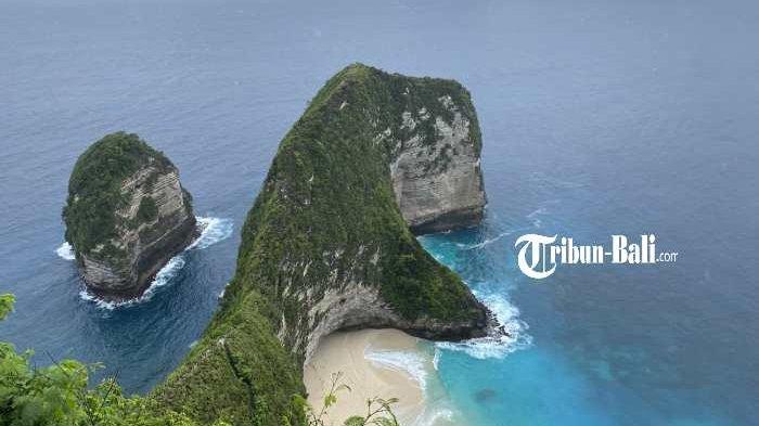 Rencana pariwisata halal yang akan digagas oleh Kementerian Pariwisata menuai berbagai tanggapan. Terlebih jika wisata halal ini akan diterapkan di Bali, berbagai penolakan pun muncul.