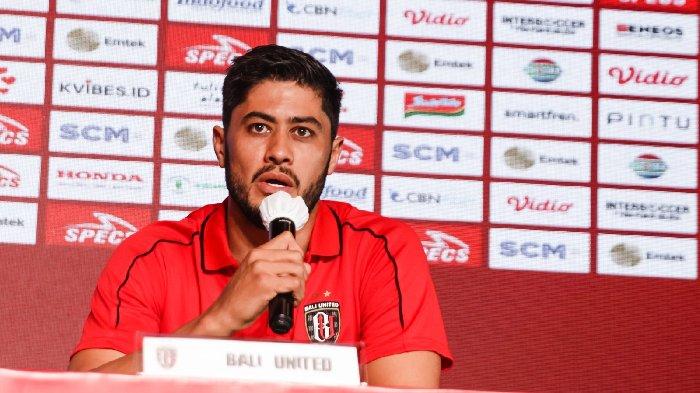 Kiper Bali United, Adilson Maringa - Uniknya, dari lima kiper yang kini menduduki peringkat lima besar dengan catatan save terbanyak, empat di antaranya merupakan barisan kiper rekrutan anyar milik Dewa United, Bali United, PSS Sleman dan Barito Putera.