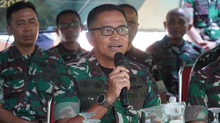 Menurut informasi yang beredar Perwira Tinggi TNI AD ini, sempat pingsan setelah berolahraga di Lapangan Tridek Mabes TNI, Cilangkap, Jakarta Timur, pada Rabu 24 Juli 2024 pagi.