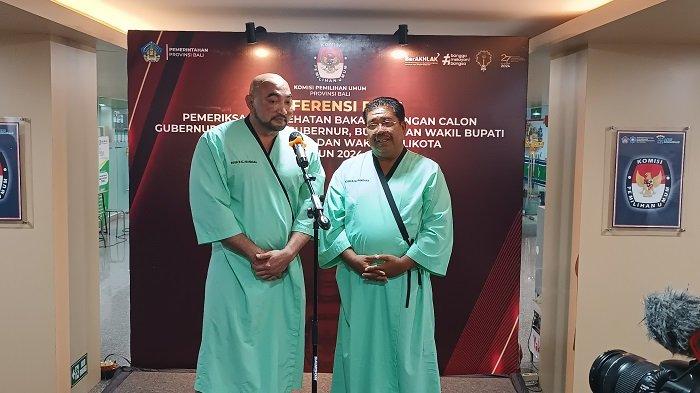 Mulia-PAS saat memberikan konferensi pers usai tes kesehatan, Minggu 1 September 2024.